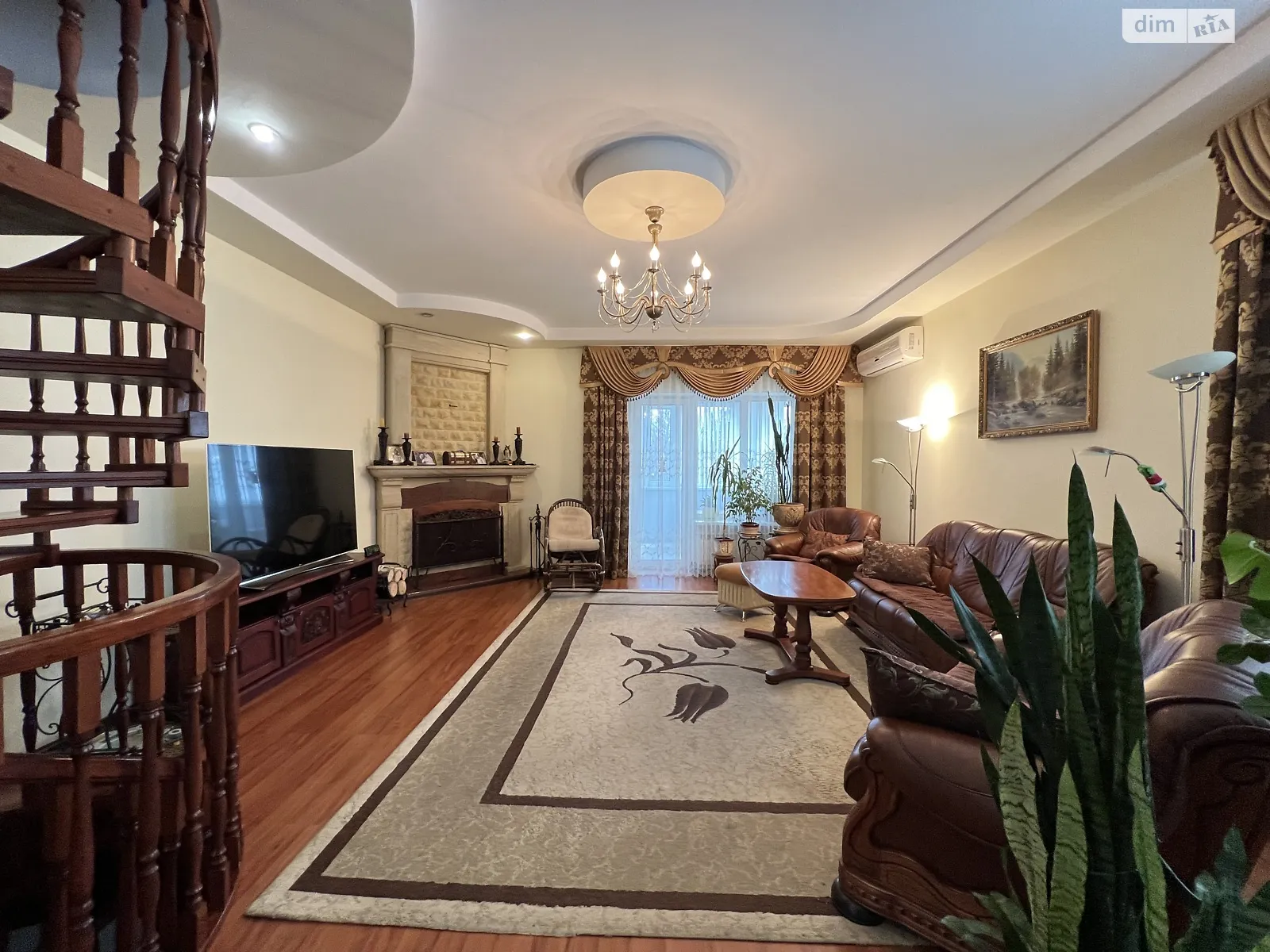 Продается дом на 2 этажа 249.7 кв. м с террасой, цена: 235000 $ - фото 1