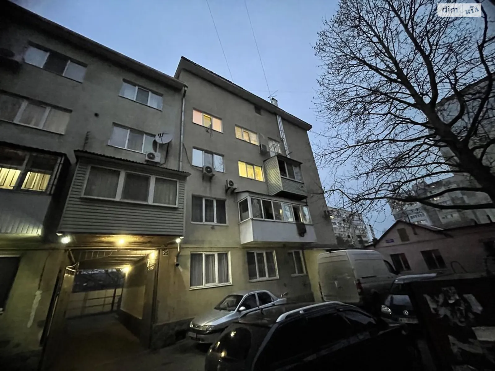 Продается 2-комнатная квартира 58 кв. м в Нерубайском, ул. Романтиков