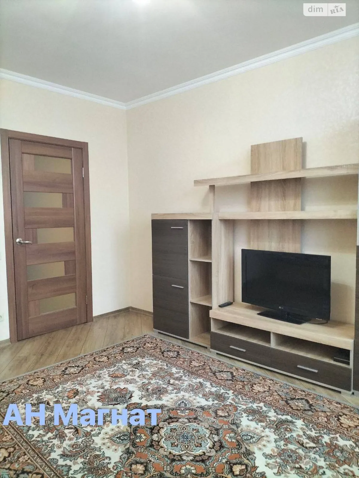 Продається 1-кімнатна квартира 37 кв. м у Чорноморську, вул. 1 Травня