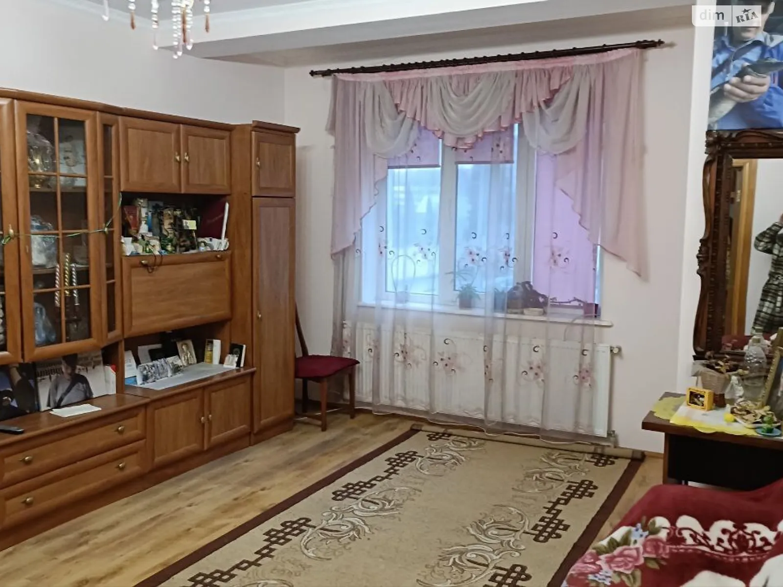 Сдается в аренду комната 40 кв. м в Львове, цена: 4500 грн