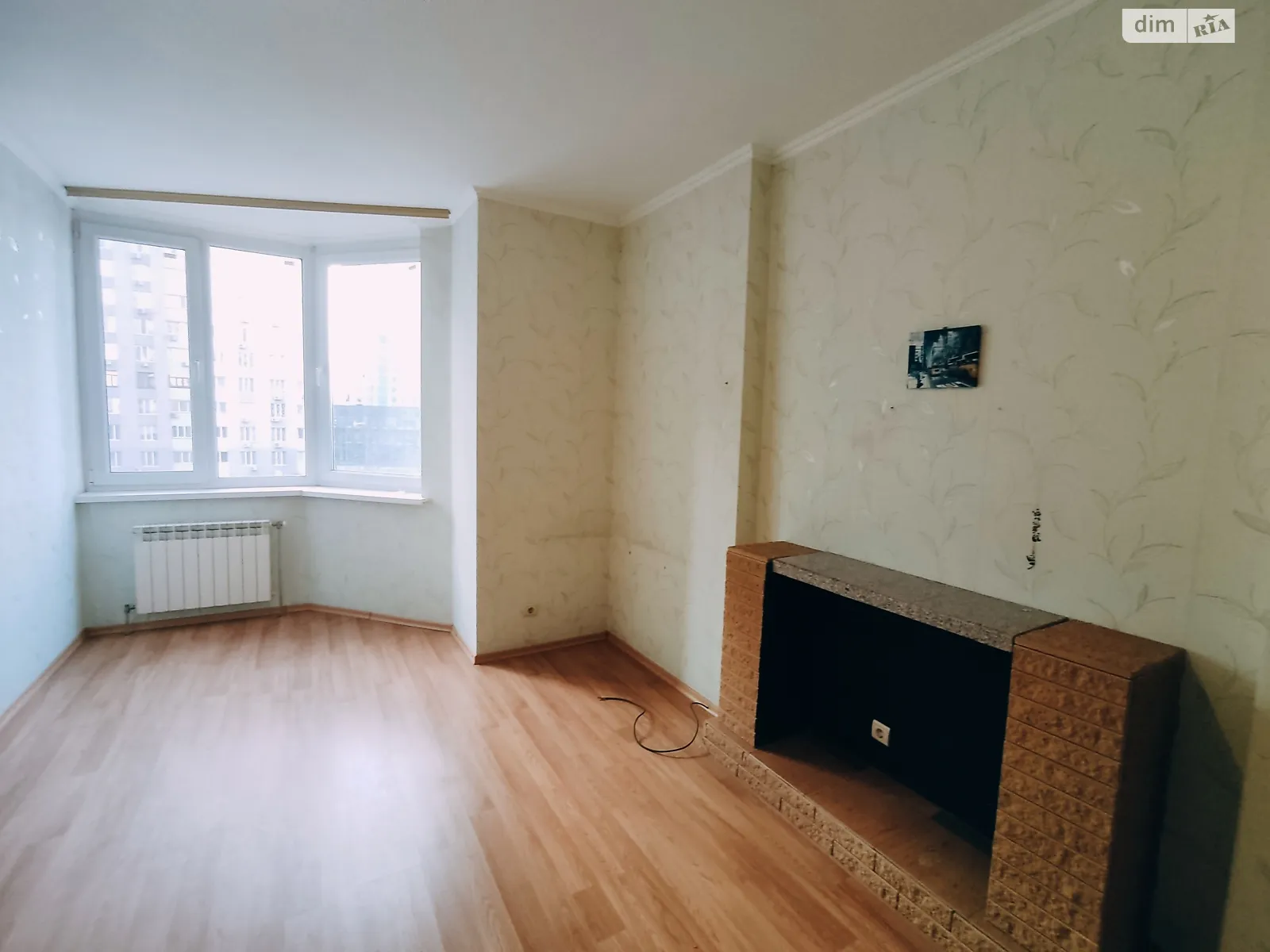 Продается 2-комнатная квартира 72 кв. м в Киеве, ул. Урловская, 21