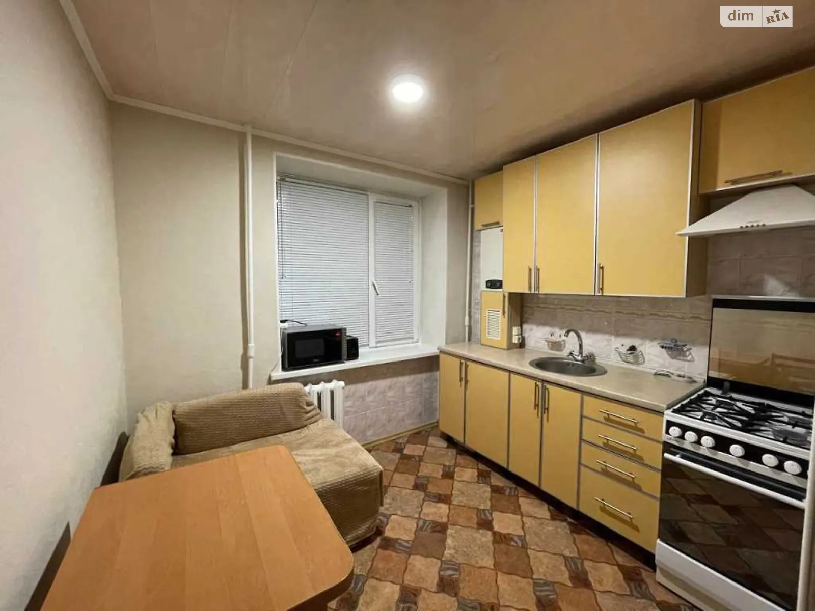 Продається 2-кімнатна квартира 52 кв. м у Полтаві, цена: 45000 $