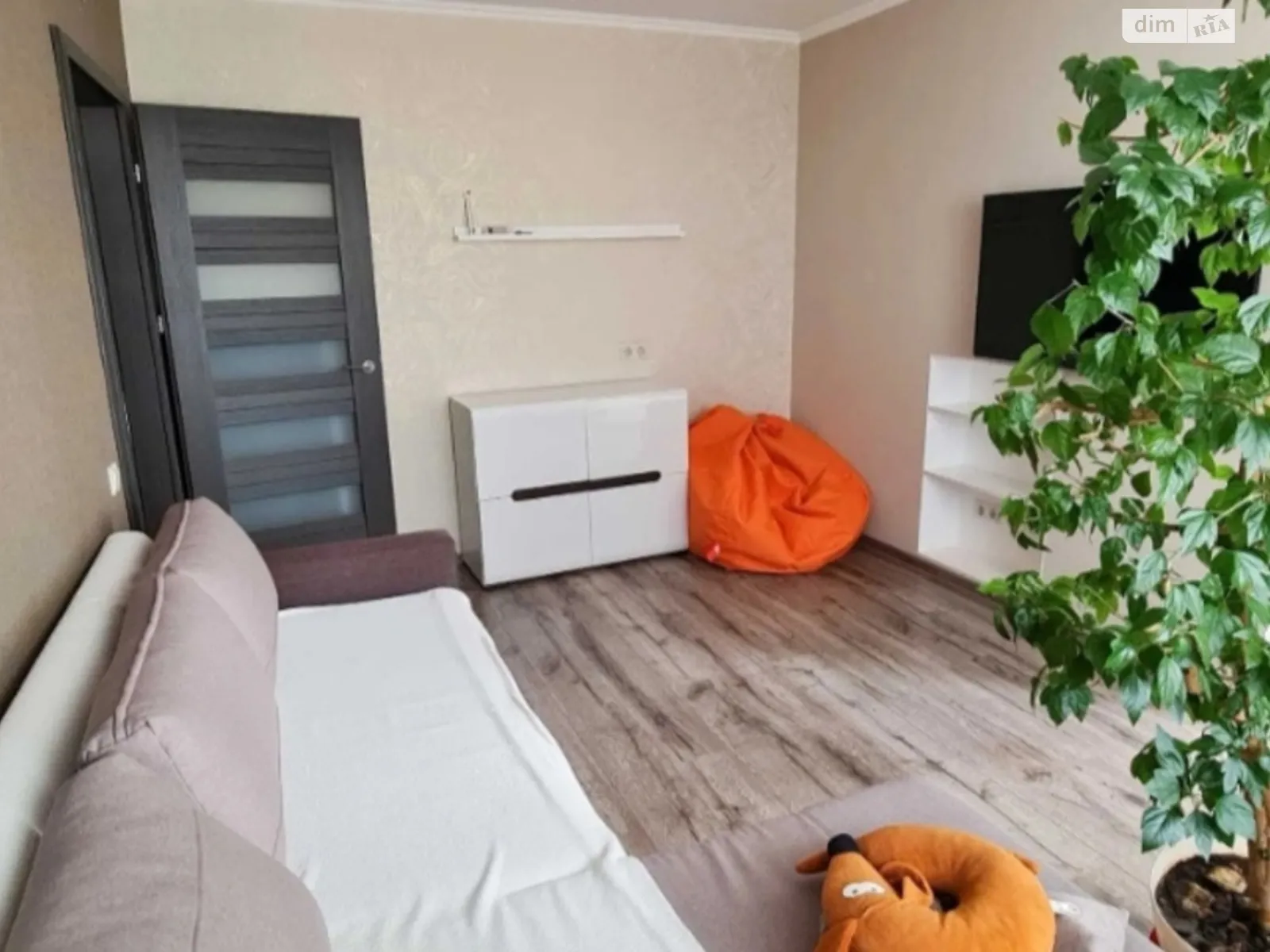 Продається 2-кімнатна квартира 54 кв. м у Одесі, цена: 49000 $