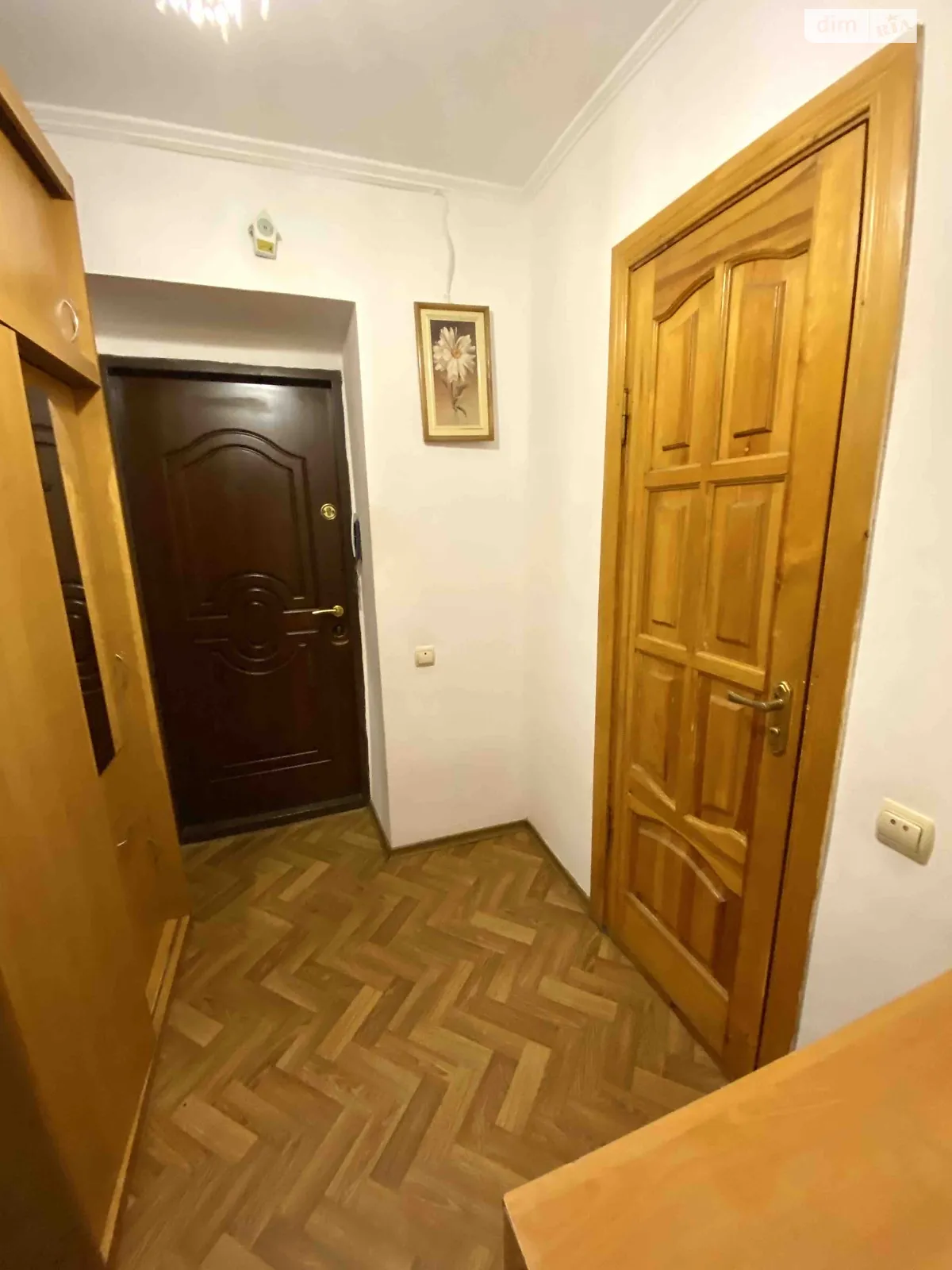Здається в оренду 2-кімнатна квартира 40 кв. м у Львові, вул. Роксоляни, 43