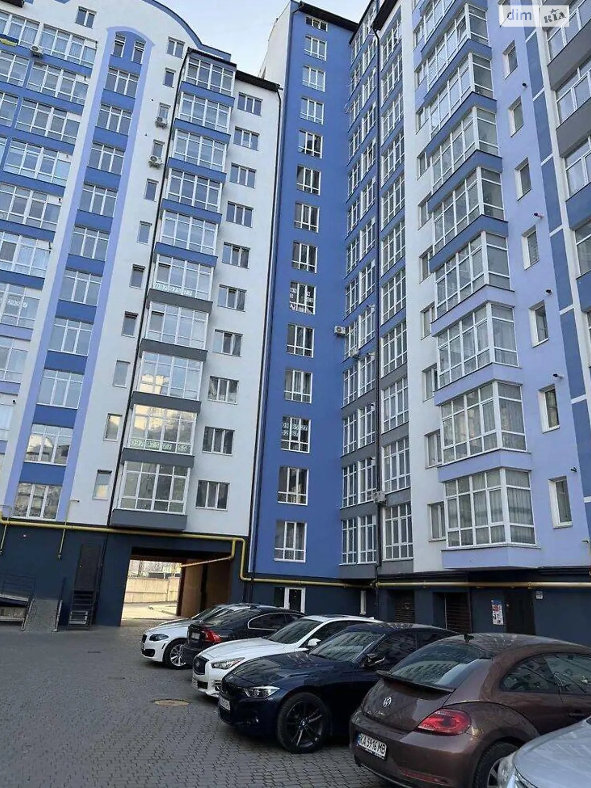 Продается 2-комнатная квартира 66 кв. м в Ивано-Франковске, ул. Высочана Семена, 18 - фото 1