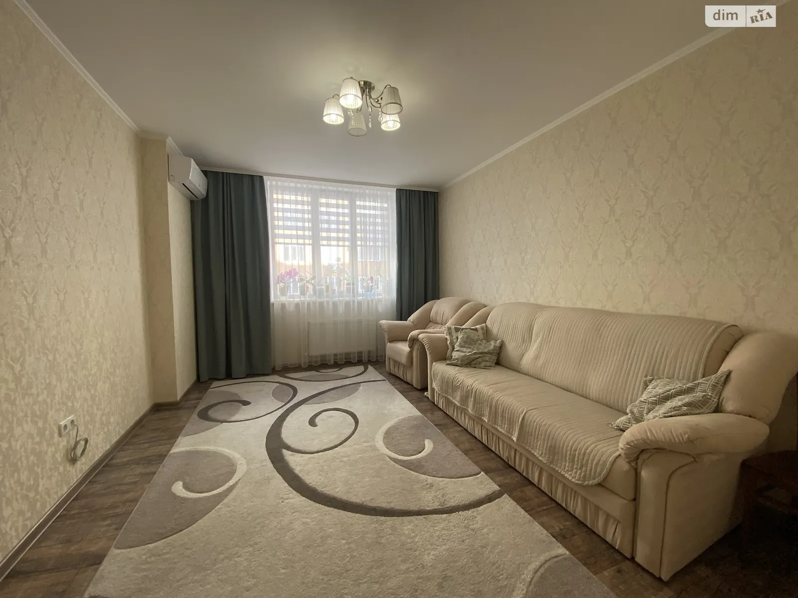 Продается 3-комнатная квартира 74 кв. м в Черноморске - фото 3