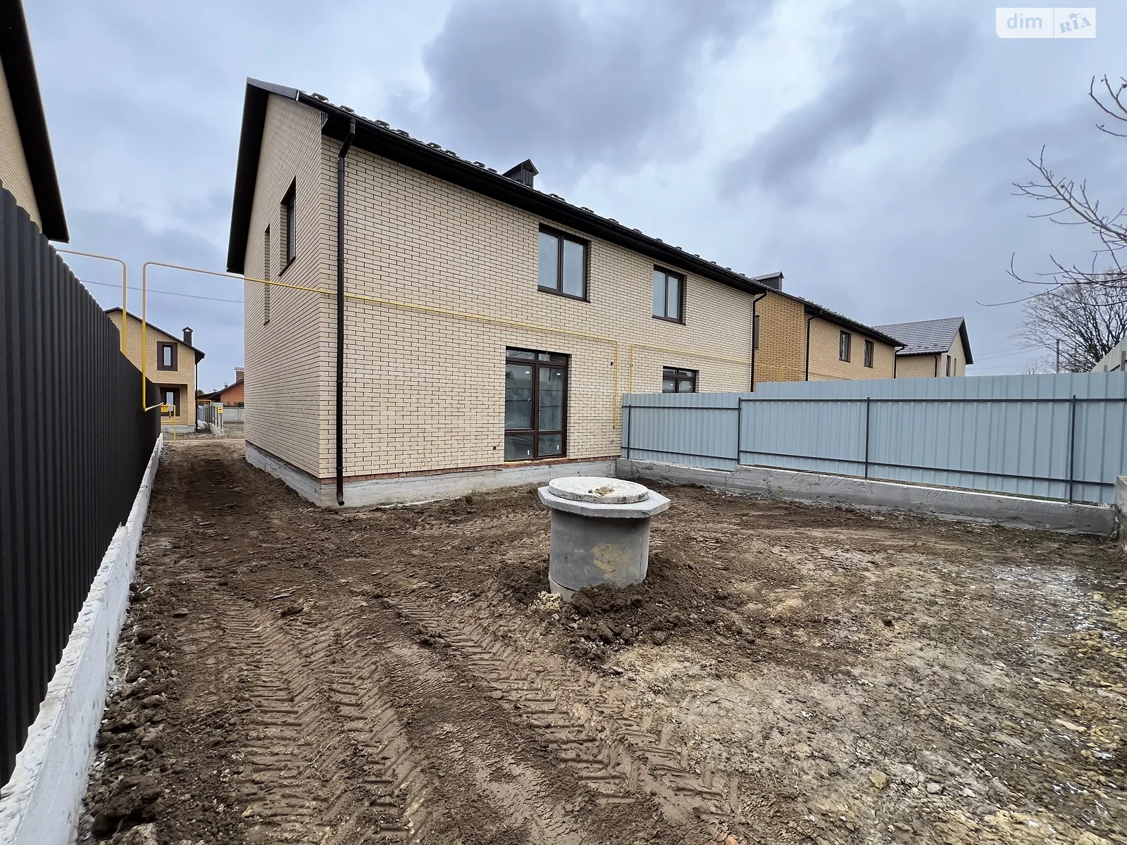 Продається частина будинку 105 кв. м з гаражем, цена: 76000 $ - фото 1