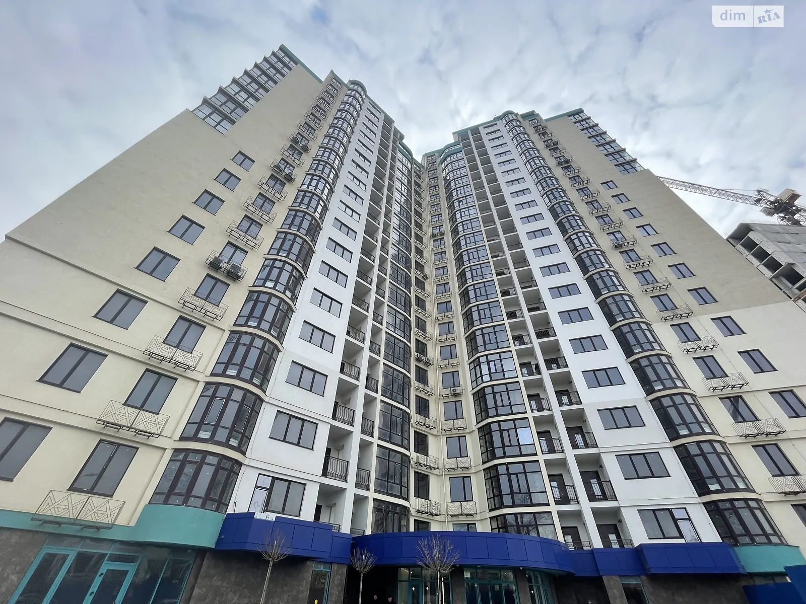 Продается 1-комнатная квартира 42.1 кв. м в Одессе, Фонтанская дор. - фото 1