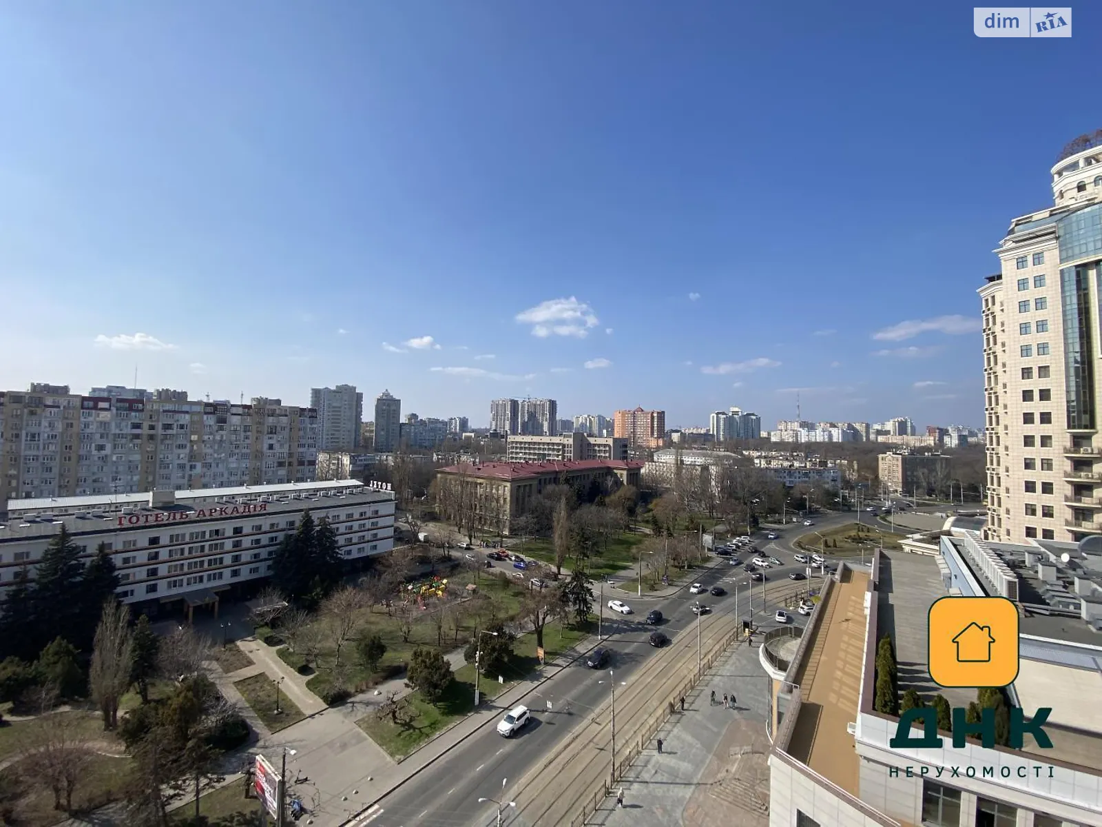 Продается 2-комнатная квартира 68 кв. м в Одессе, ул. Генуэзская, 1 - фото 1