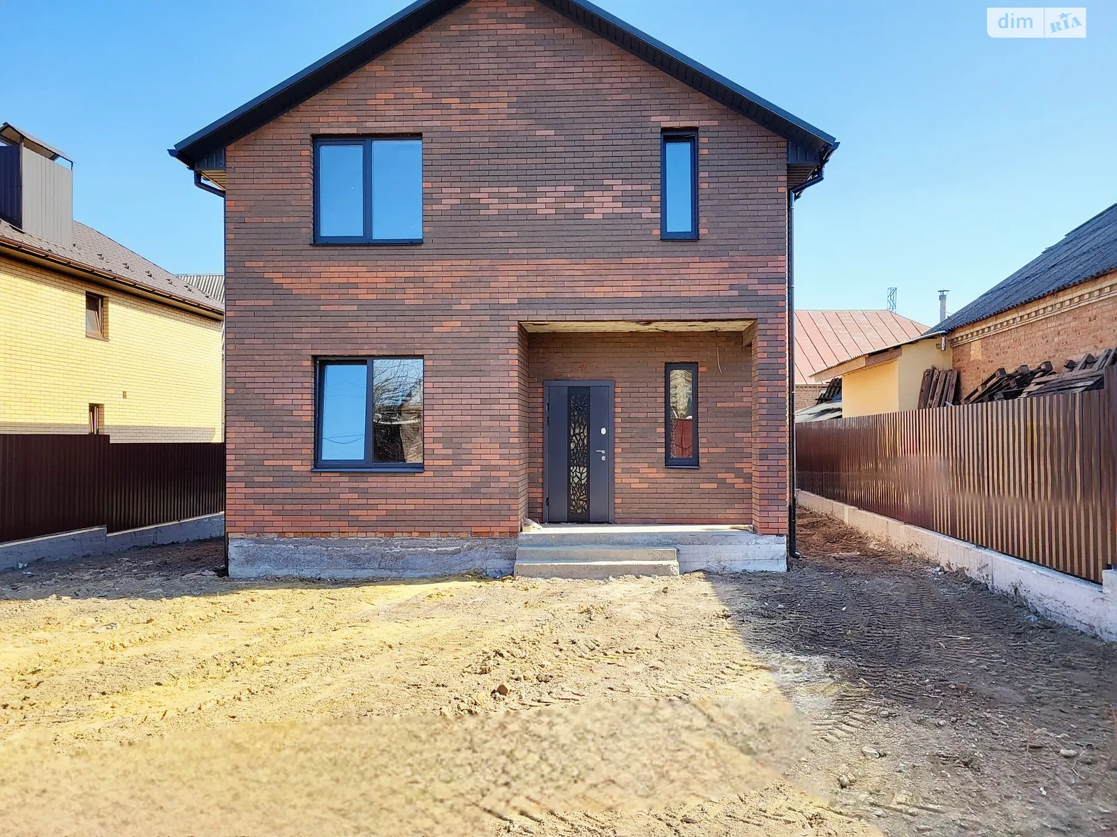 Продается дом на 2 этажа 125 кв. м с мансардой, цена: 130000 $ - фото 1