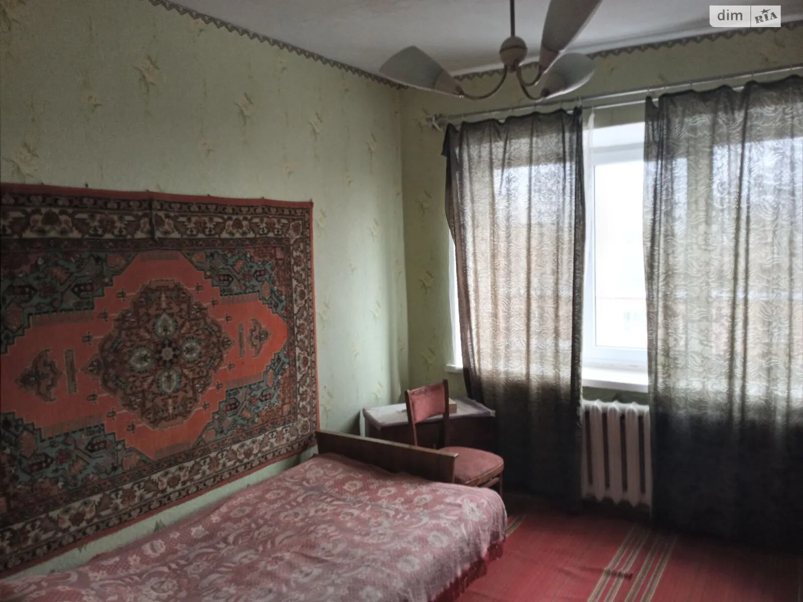 Продается 4-комнатная квартира 63 кв. м в Кропивницком, цена: 33000 $