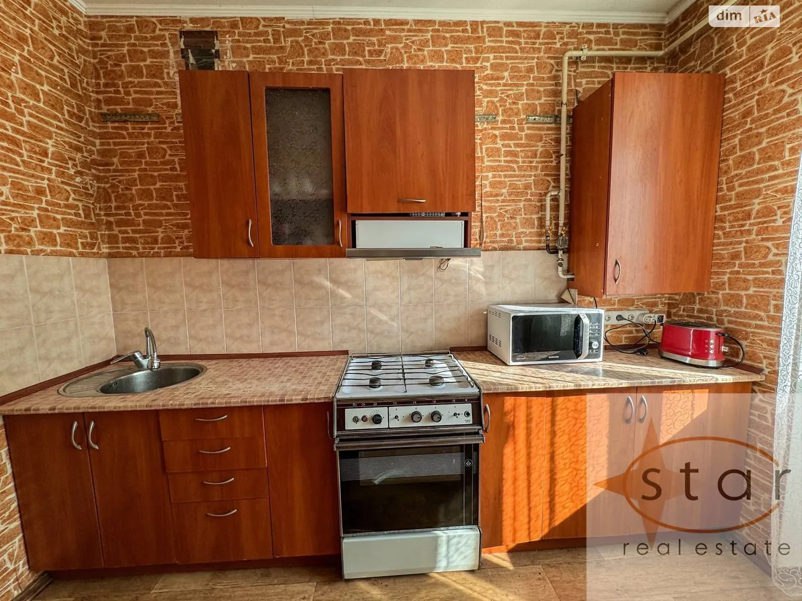 Продается 1-комнатная квартира 40 кв. м в Чернигове, цена: 43000 $