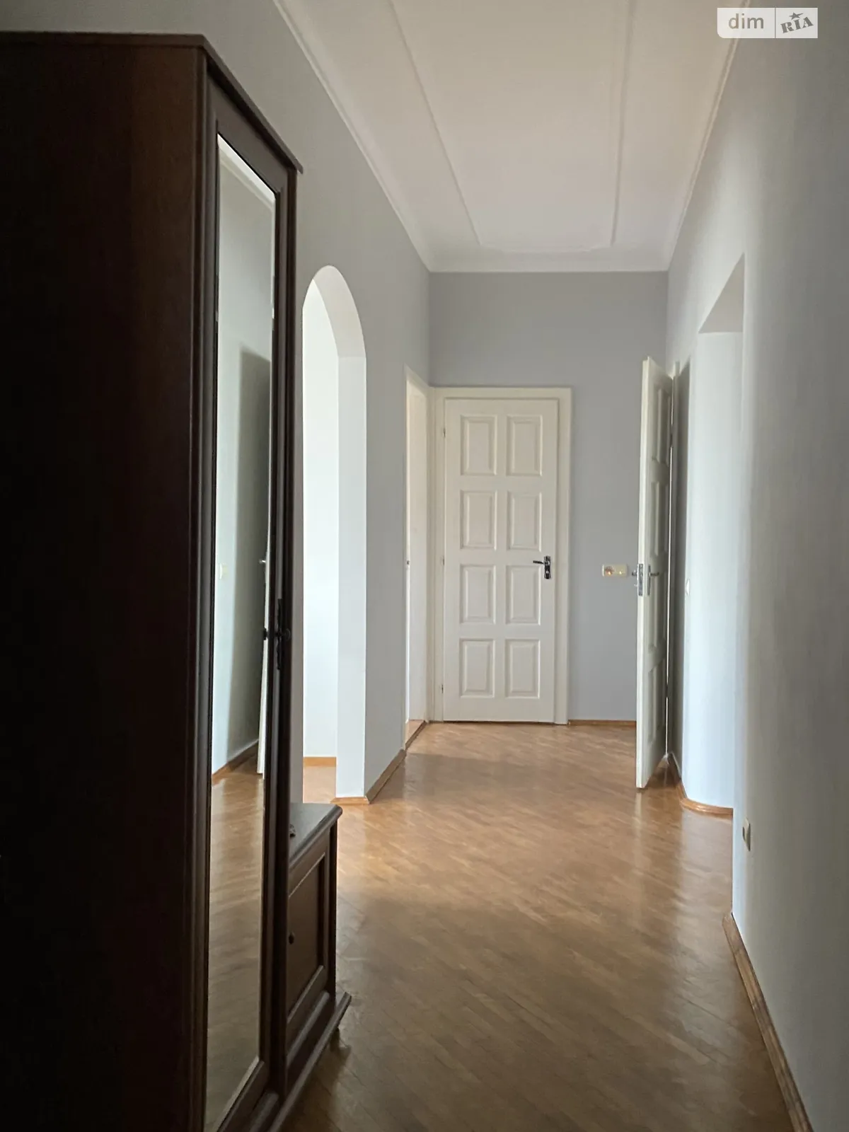 Продається 3-кімнатна квартира 89 кв. м у Мукачеві, вул. Берегівська - фото 1