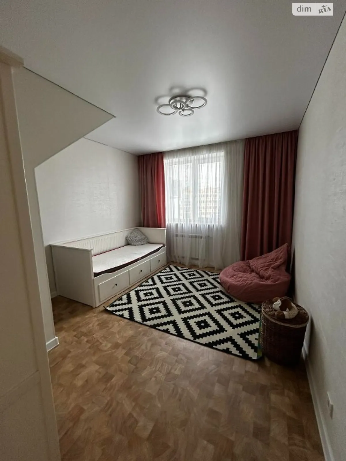 Продается 4-комнатная квартира 125 кв. м в Харькове - фото 1