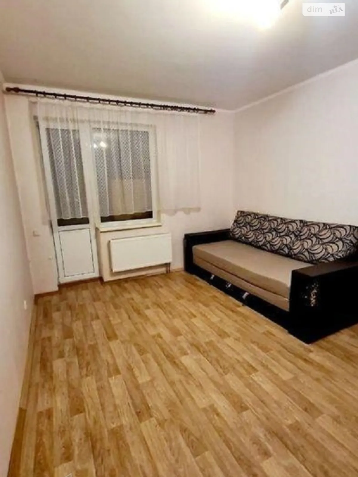 Продается 1-комнатная квартира 40 кв. м в Киеве, ул. Драгоманова, 6/1 - фото 1