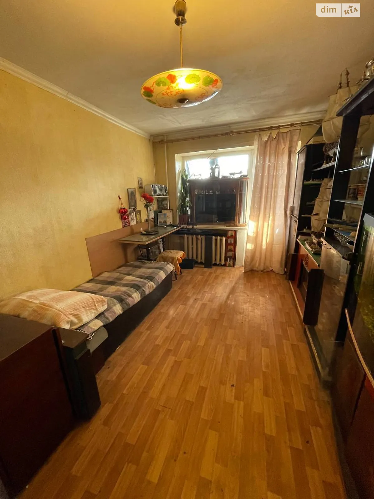 Продається 3-кімнатна квартира 50 кв. м у Харкові, просп. Олександрівський