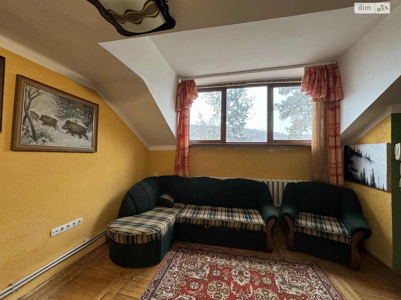 Продается 2-комнатная квартира 61 кв. м в Ужгороде, цена: 37000 $