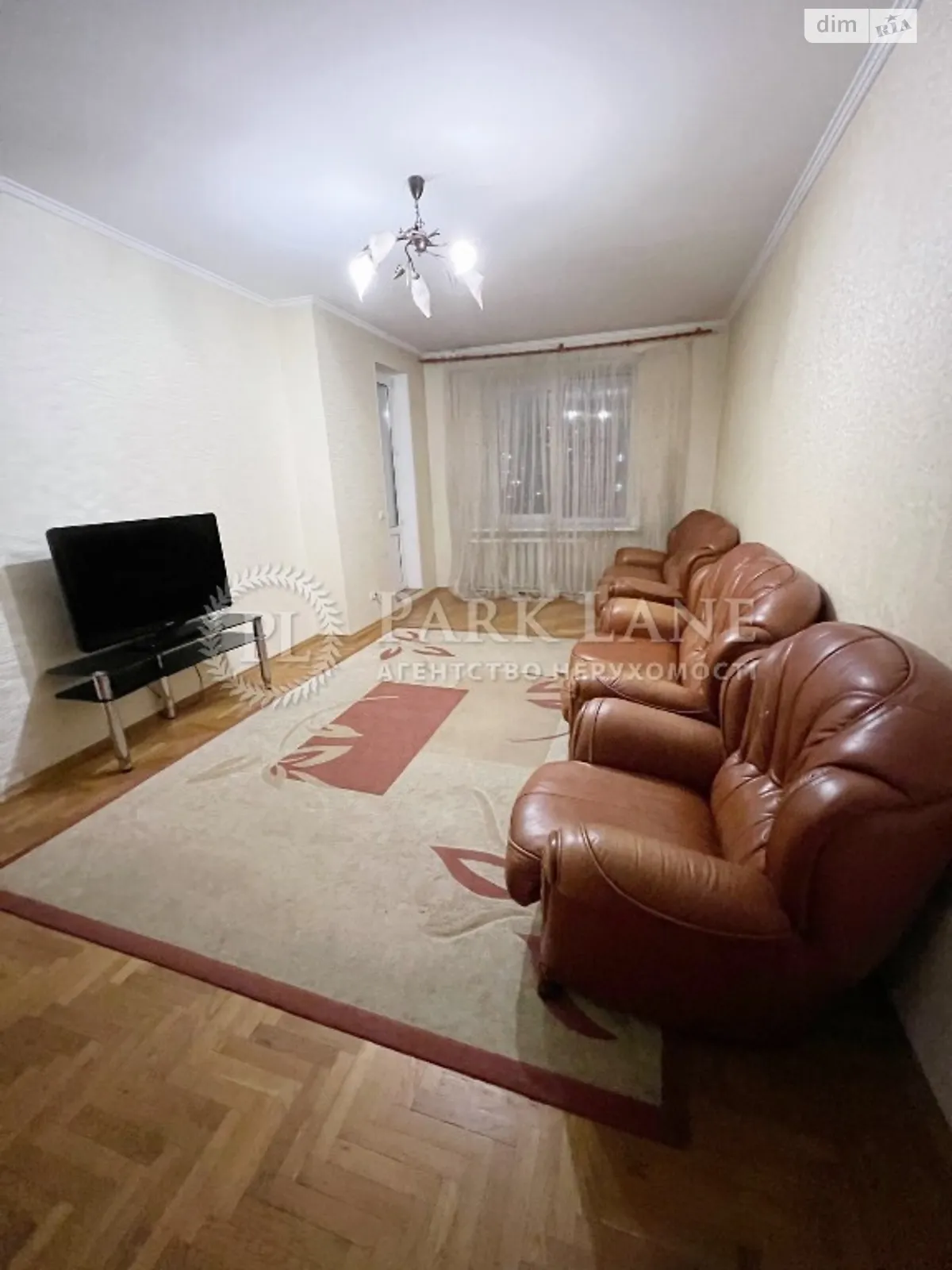 Продается 3-комнатная квартира 100 кв. м в Киеве, ул. Анны Ахматовой, 16Б - фото 1
