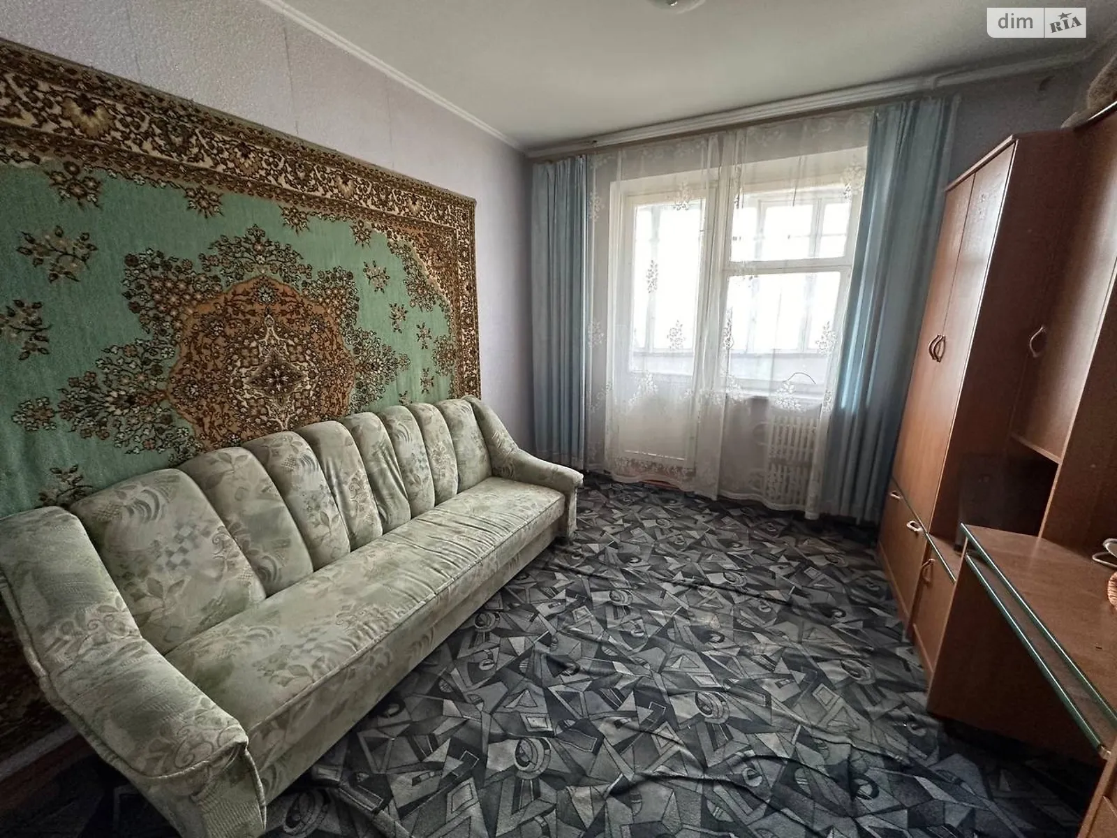 Сдается в аренду 3-комнатная квартира 55 кв. м в Ровно
