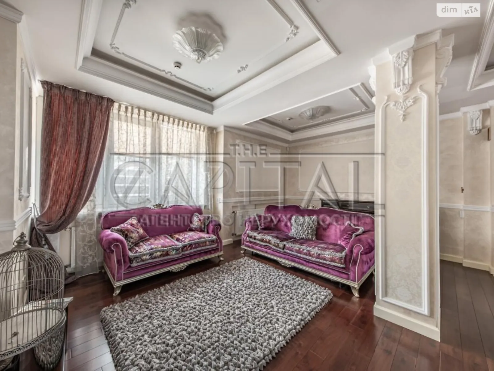 Продается 3-комнатная квартира 213 кв. м в Киеве