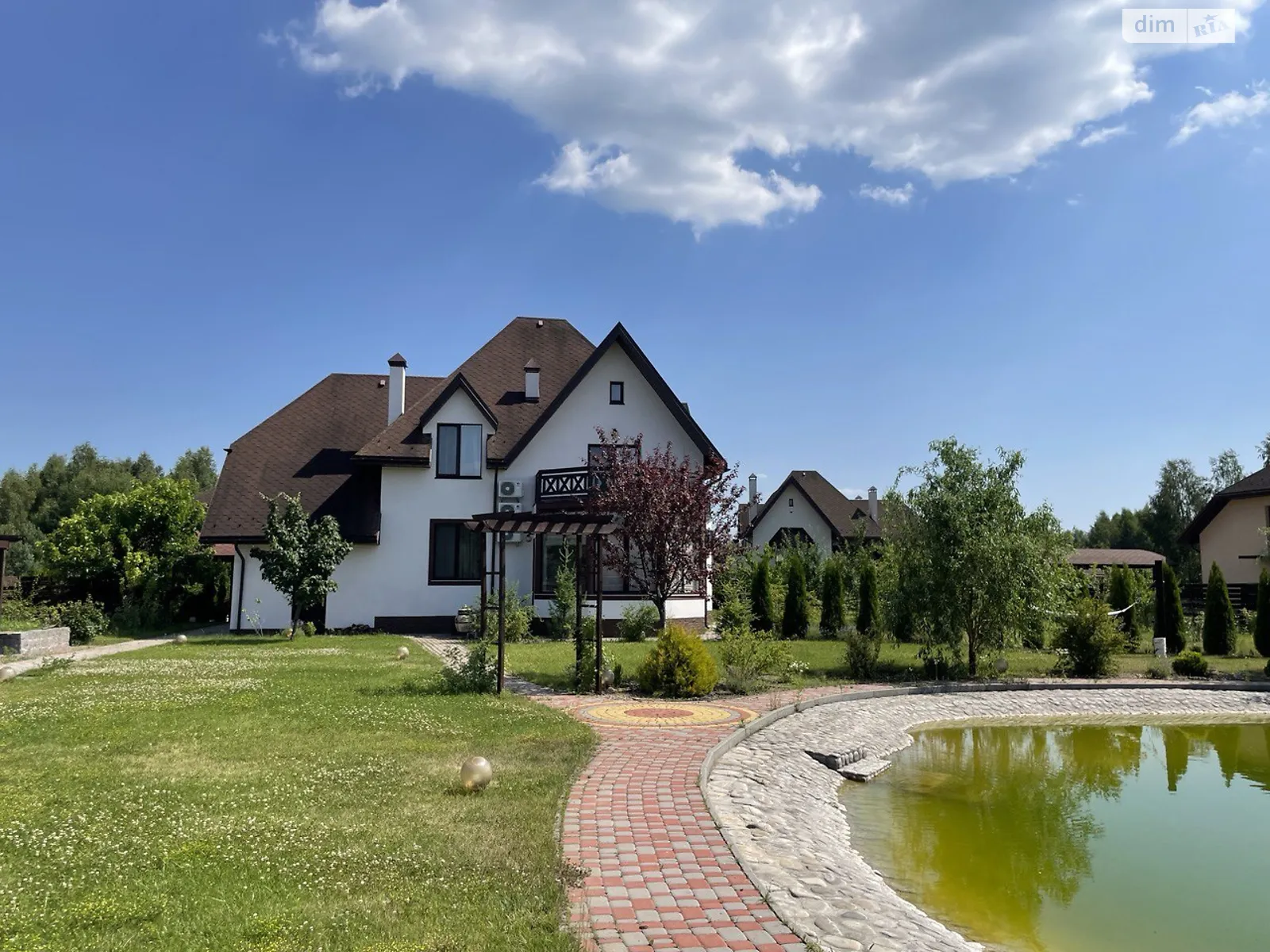 Продается дом на 2 этажа 260 кв. м с участком, цена: 499000 $ - фото 1