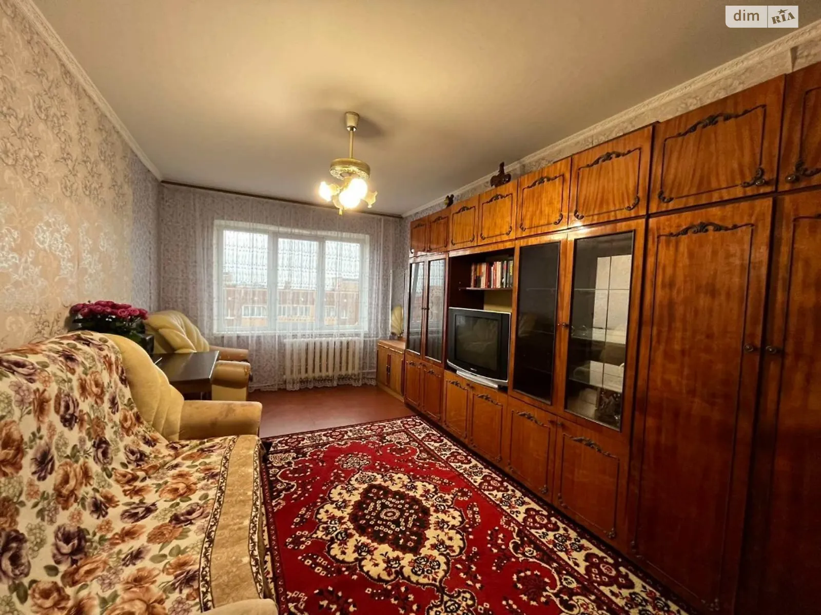 Продается 3-комнатная квартира 62 кв. м в Ровно, ул. Шухевича Романа