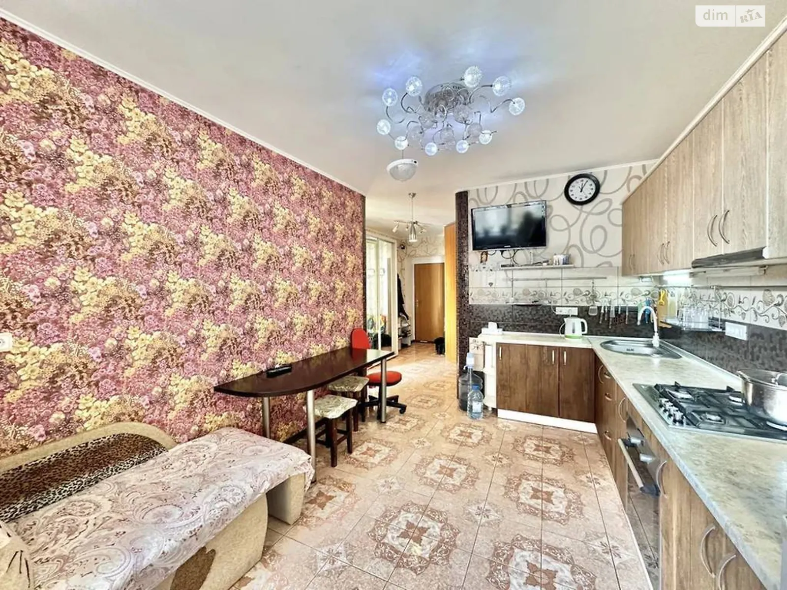 Продается 2-комнатная квартира 52 кв. м в Одессе, ул. Зоопарковая - фото 1
