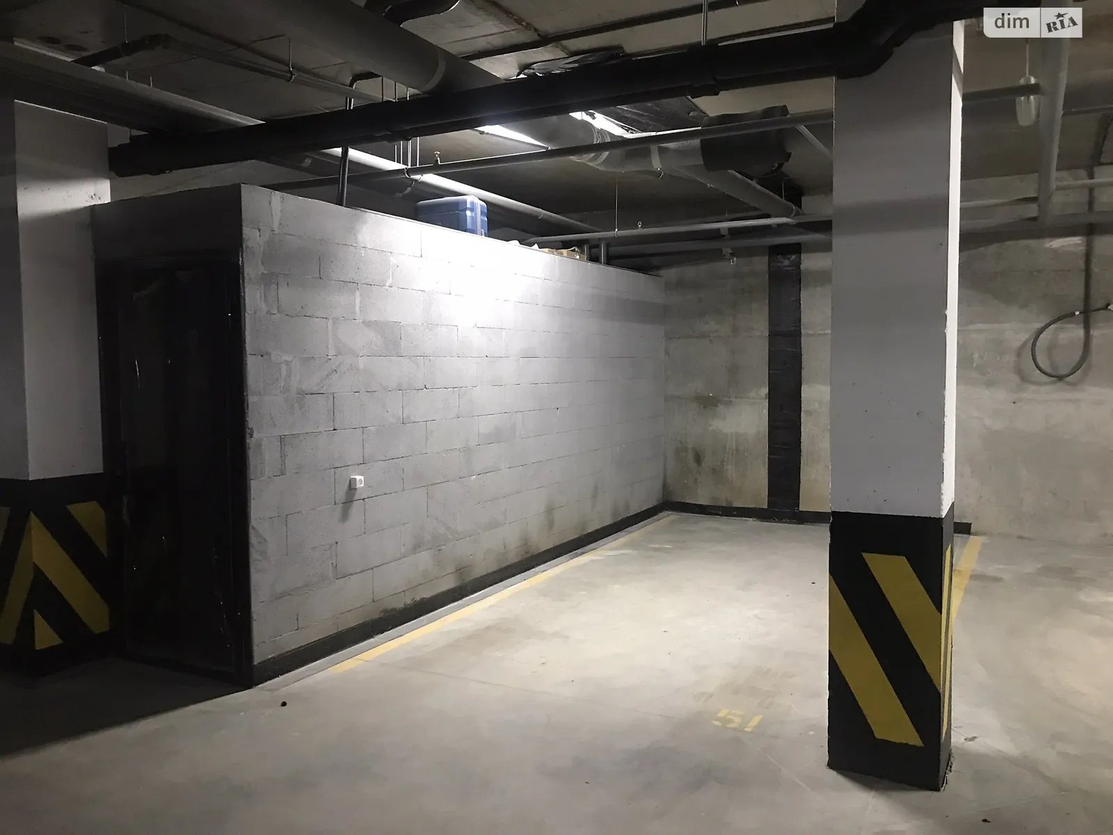 Продается подземный паркинг под легковое авто на 14 кв. м - фото 4
