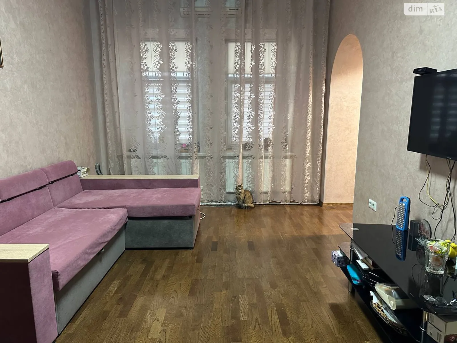 Продается 3-комнатная квартира 96 кв. м в Одессе, ул. Большая Арнаутская