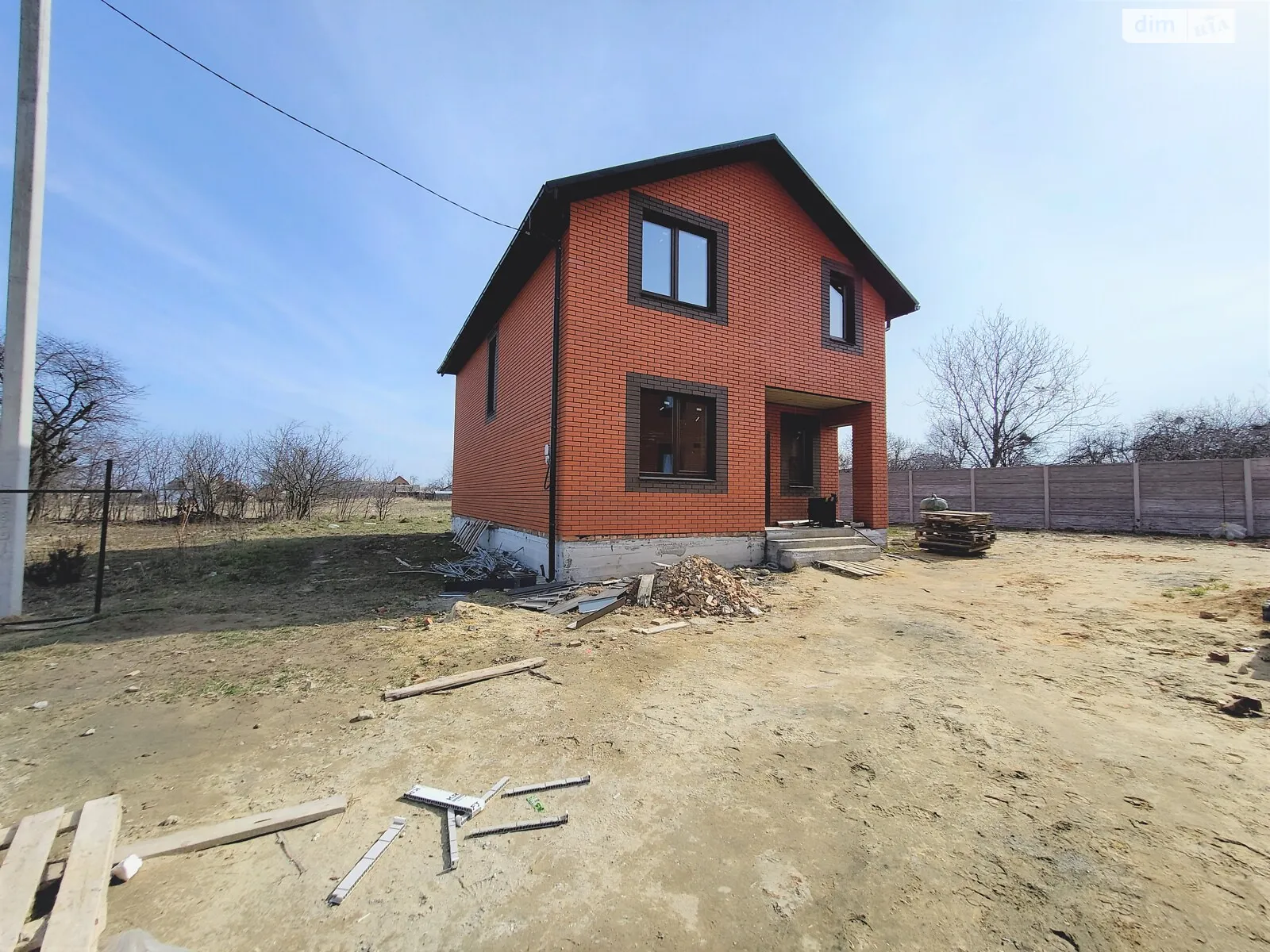 Продається будинок 2 поверховий 120 кв. м з каміном, цена: 75000 $