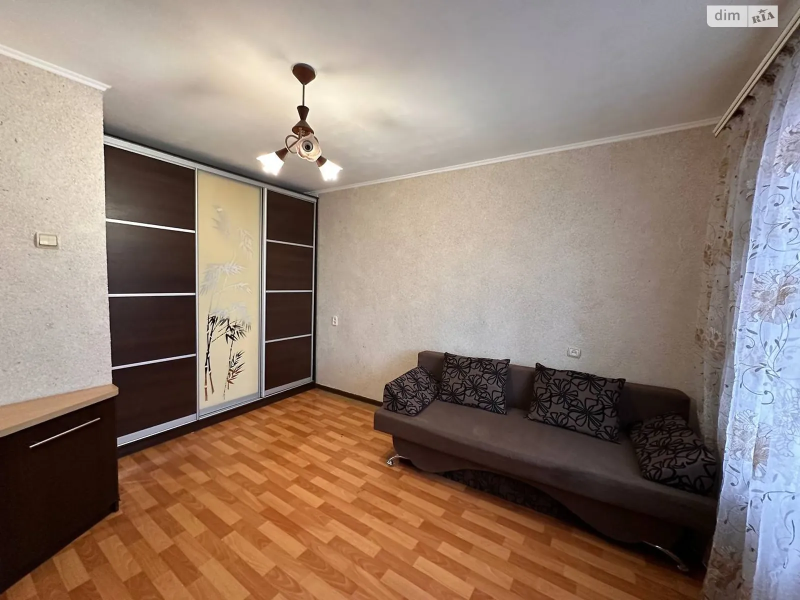 Продается 1-комнатная квартира 27 кв. м в Ровно, цена: 28300 $