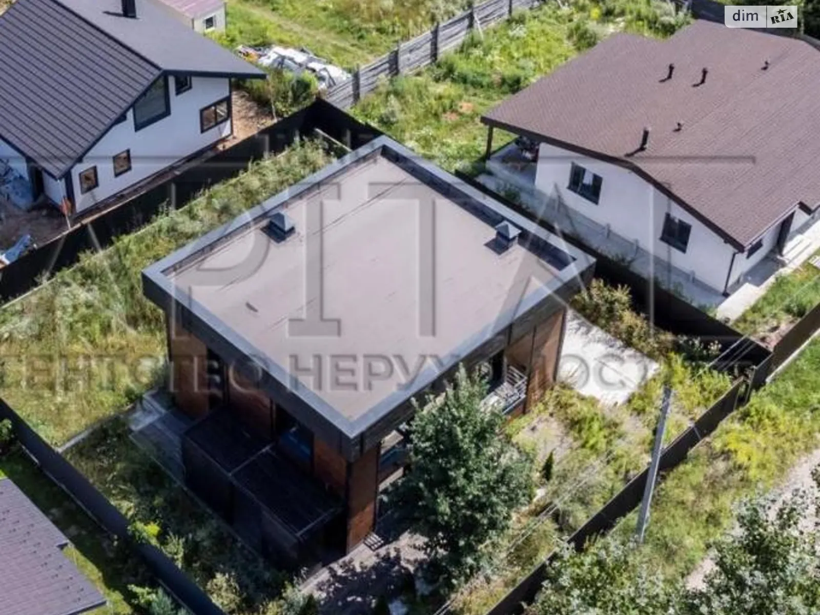 Продается дом на 2 этажа 174 кв. м с беседкой, цена: 120000 $ - фото 1