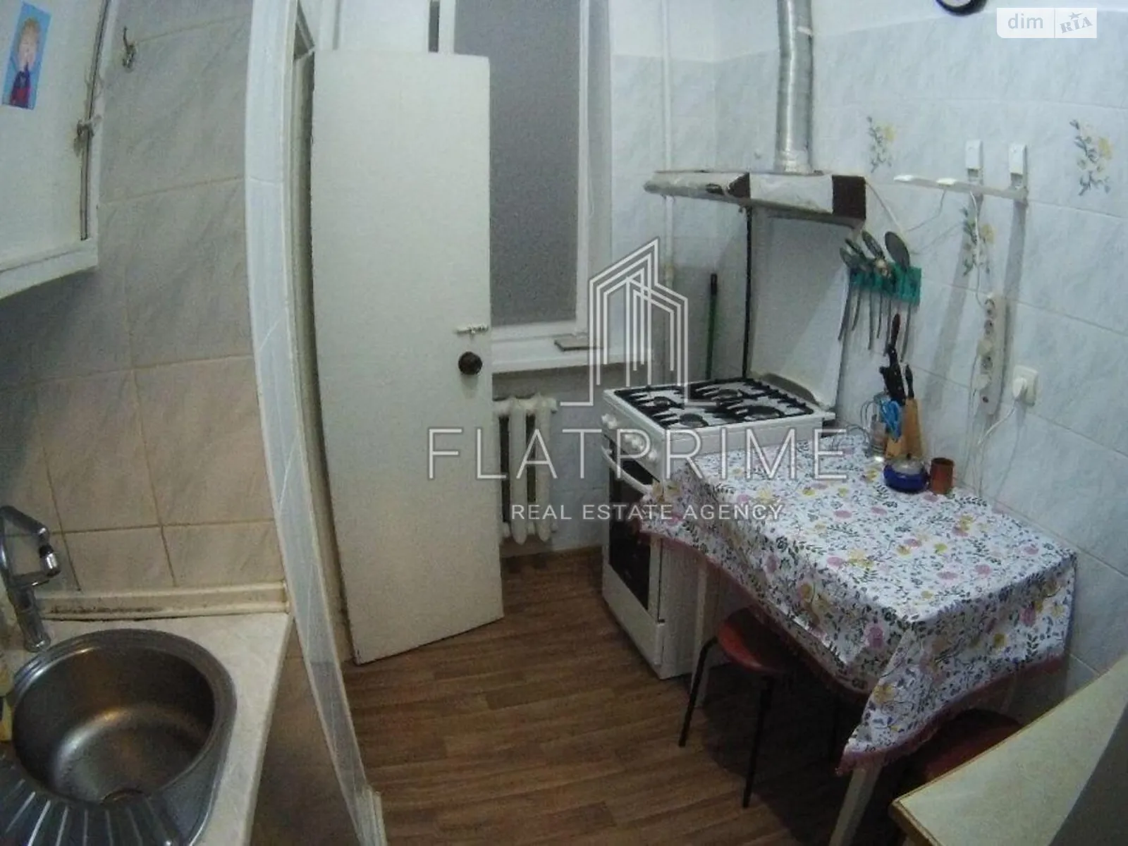Продается 2-комнатная квартира 42 кв. м в Киеве, ул. Ушинского, 3 - фото 1
