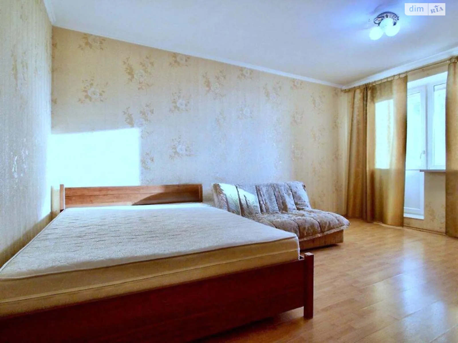 Продается 1-комнатная квартира 37 кв. м в Харькове, цена: 35500 $