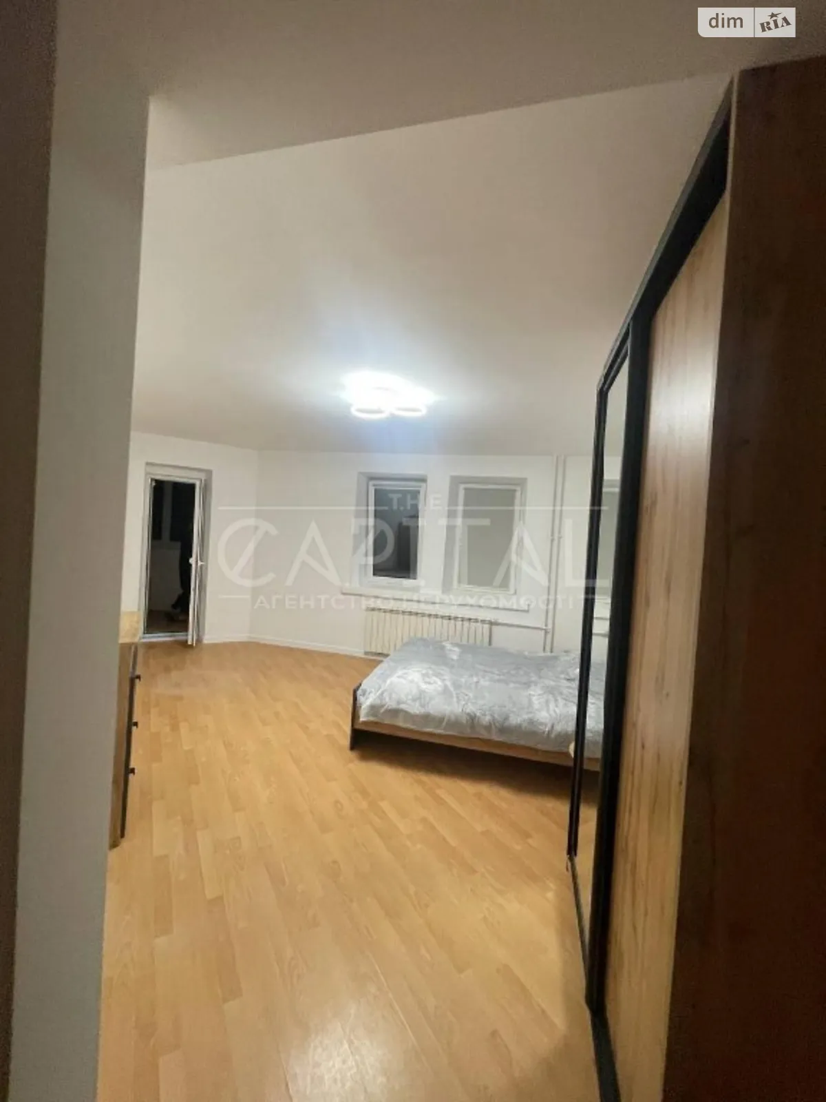 Продается 1-комнатная квартира 41 кв. м в Киеве, цена: 75000 $