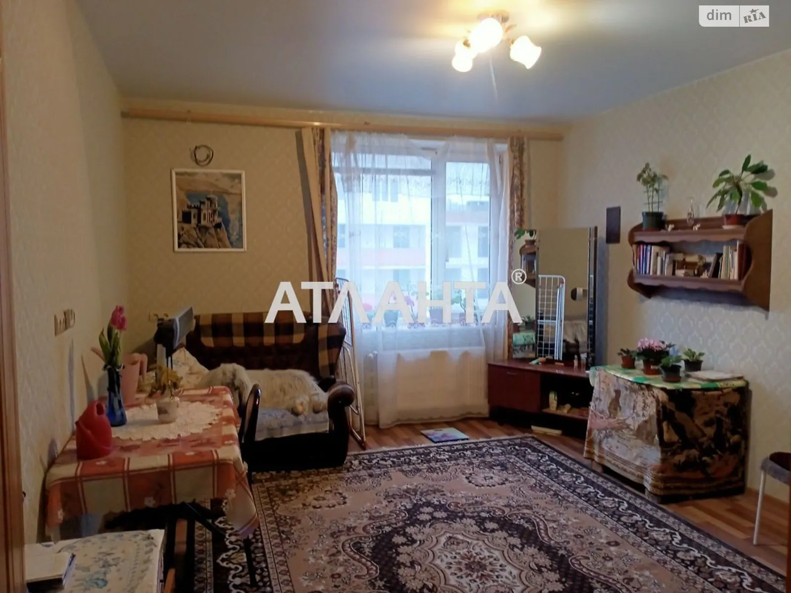 Продается 1-комнатная квартира 46 кв. м в Одессе, ул. Генерала Цветаева, 11 - фото 1