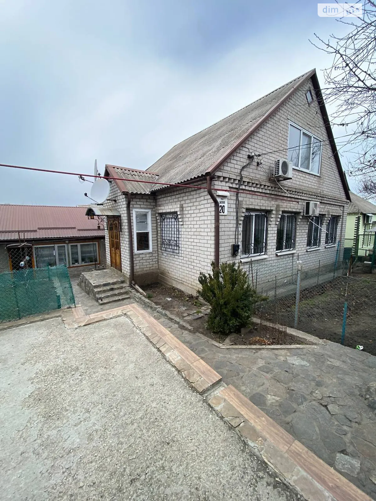 Продается дом на 2 этажа 182 кв. м с мансардой, цена: 85000 $ - фото 1