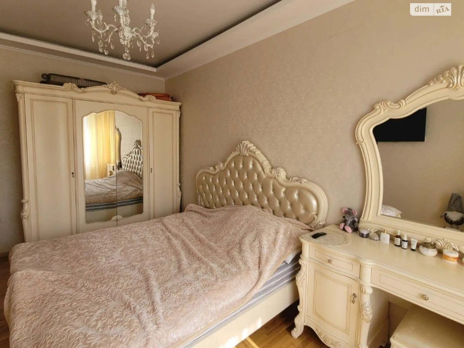 Продается 3-комнатная квартира 90 кв. м в Харькове, цена: 60000 $ - фото 1