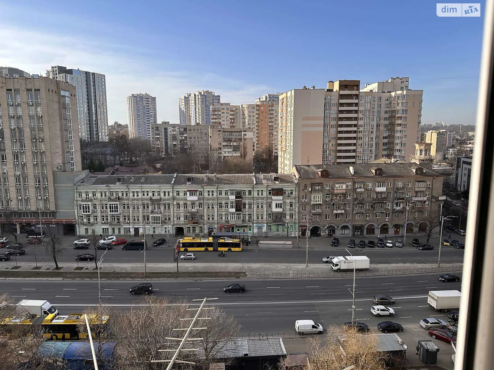 Продается 3-комнатная квартира 71.1 кв. м в Киеве - фото 2