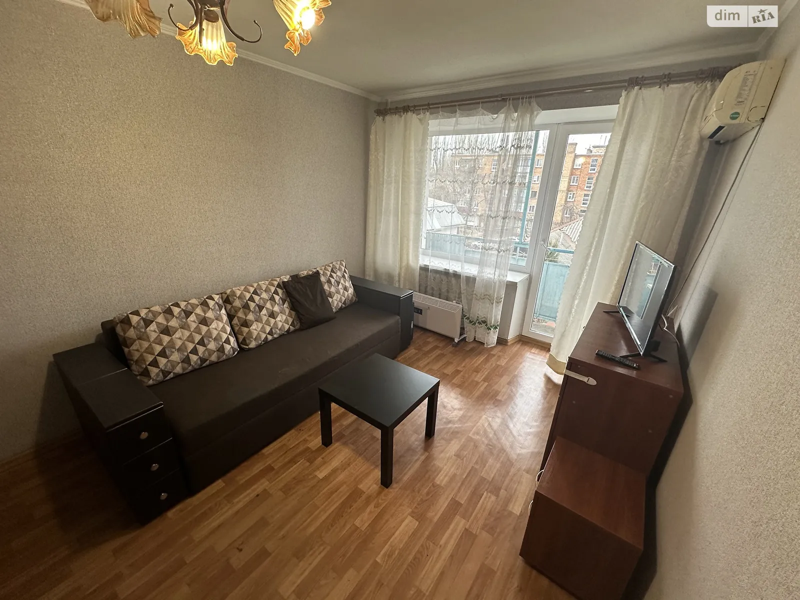 Продается 1-комнатная квартира 30 кв. м в Днепре, ул. Писаржевского - фото 1