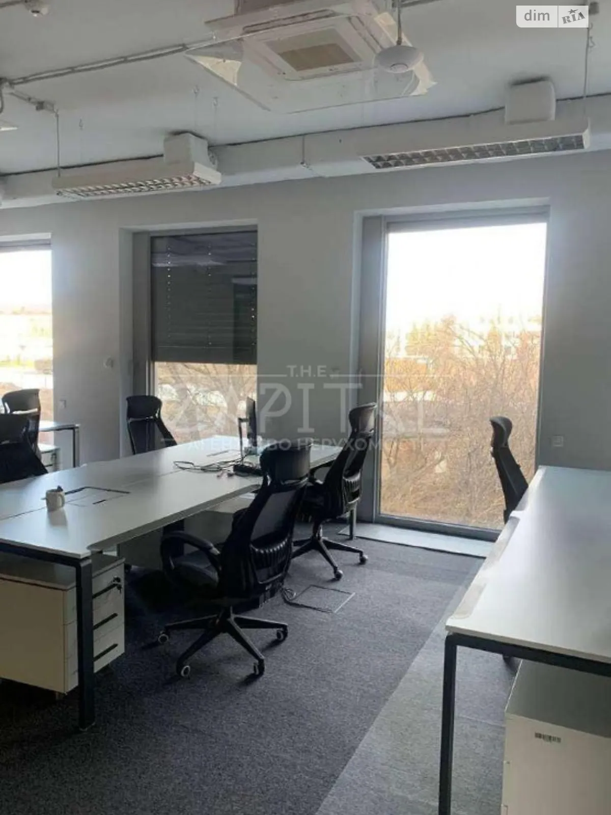 Здається в оренду офіс 861.3 кв. м в бізнес-центрі, цена: 21533 $ - фото 1