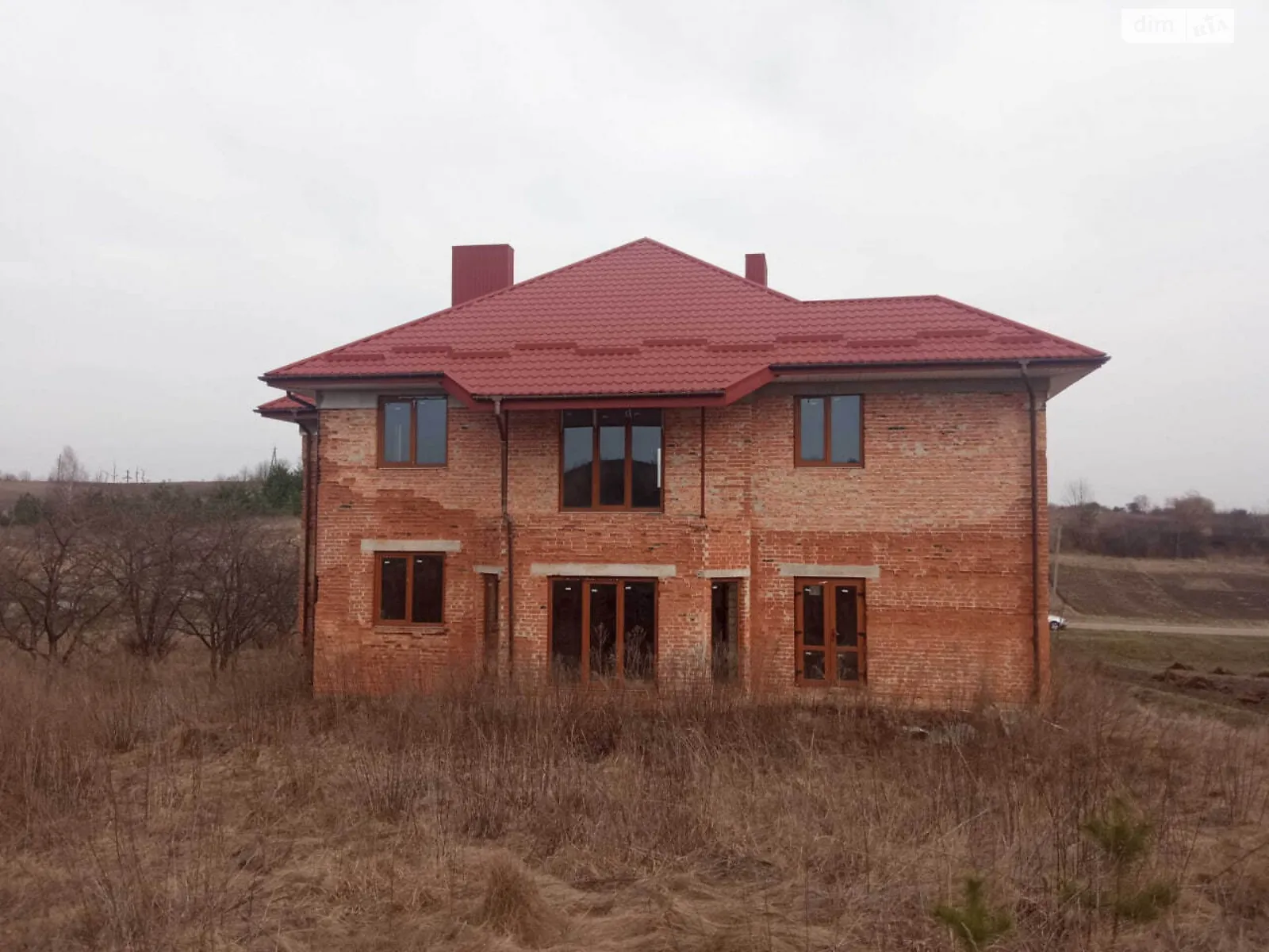 Продається будинок 2 поверховий 280 кв. м з каміном, цена: 54999 $