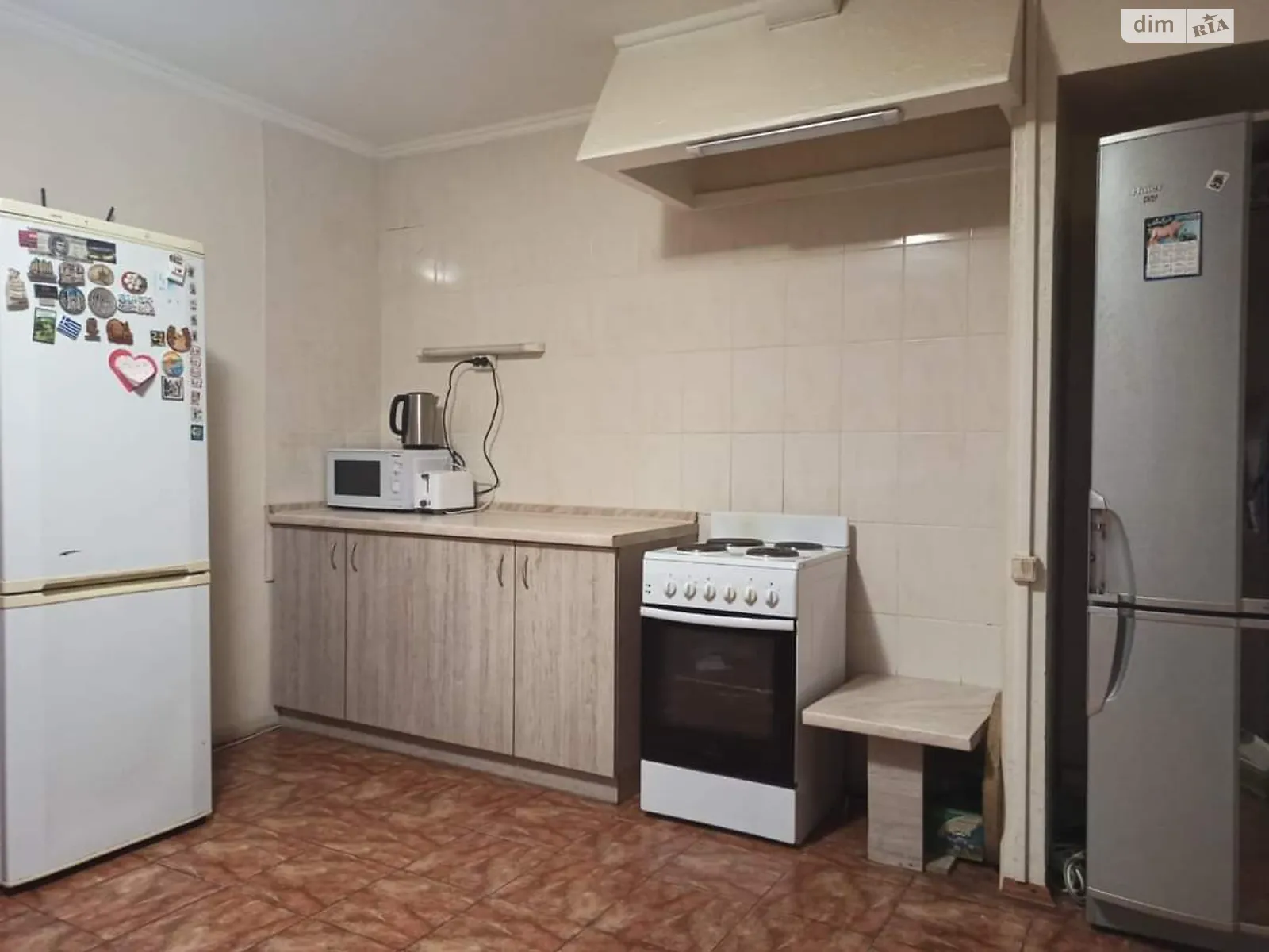 Здається в оренду кімната 39 кв. м у Києві, цена: 3300 грн - фото 1