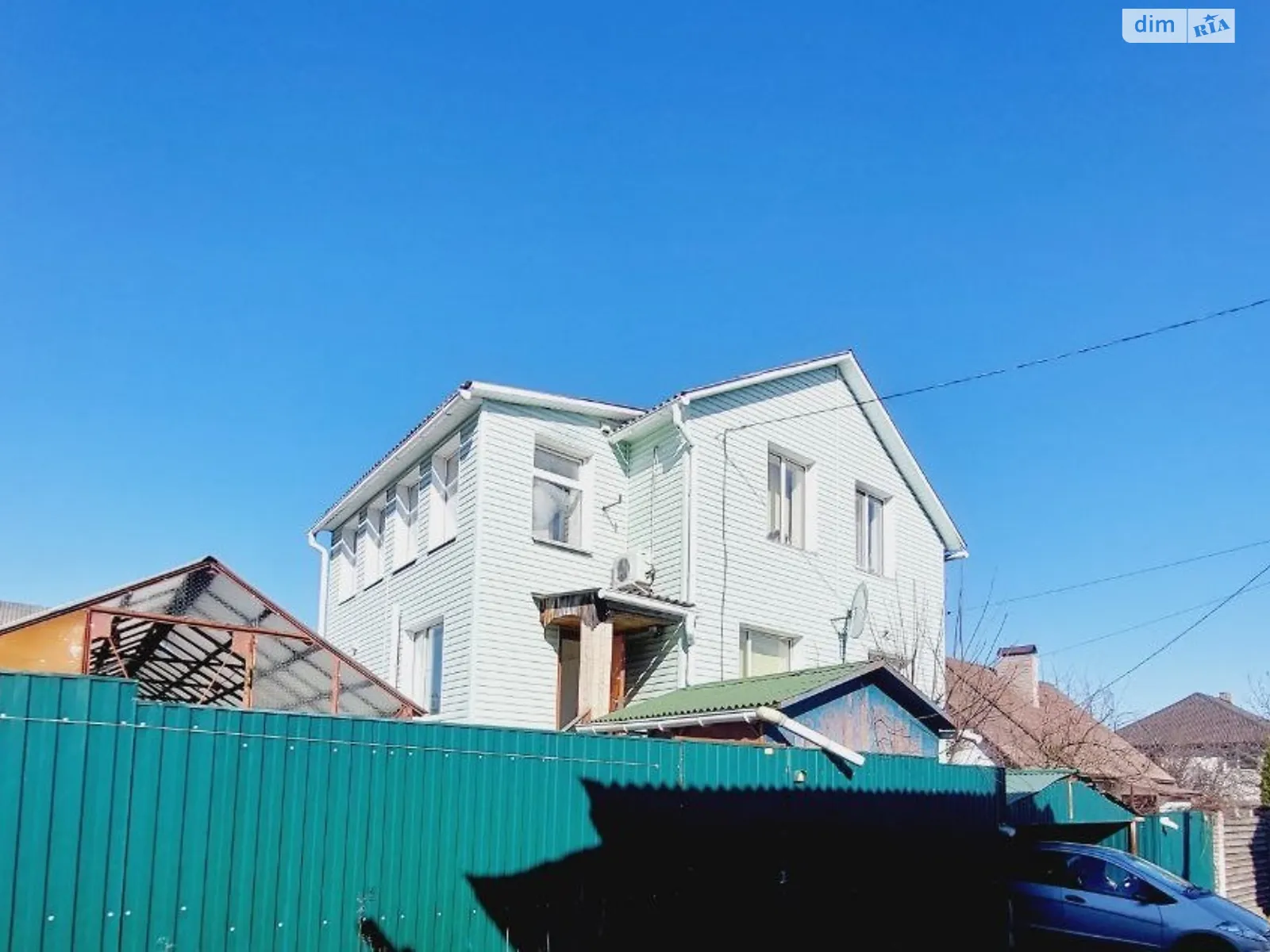 Продається будинок 2 поверховий 135 кв. м з гаражем, цена: 88000 $