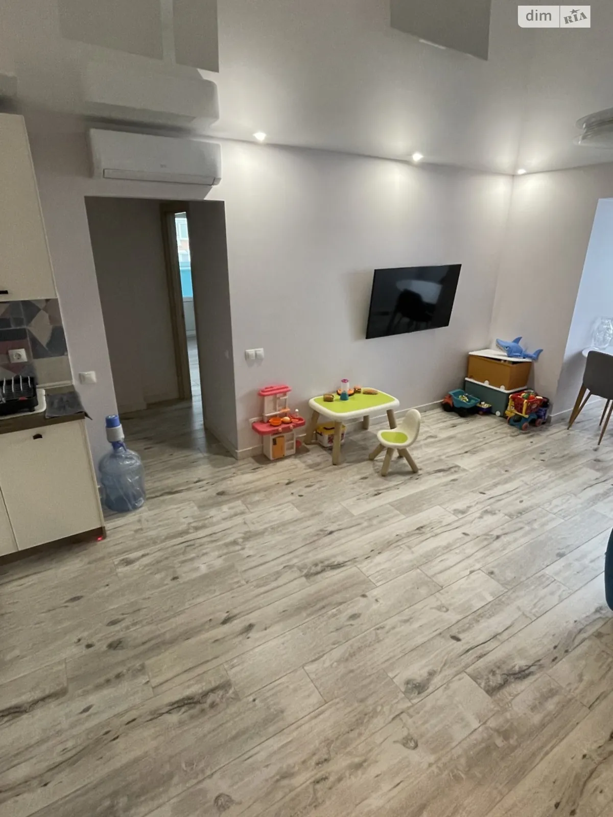 Продается 3-комнатная квартира 70 кв. м в Днепре, ул. Грушевского Михаила, 85 - фото 1