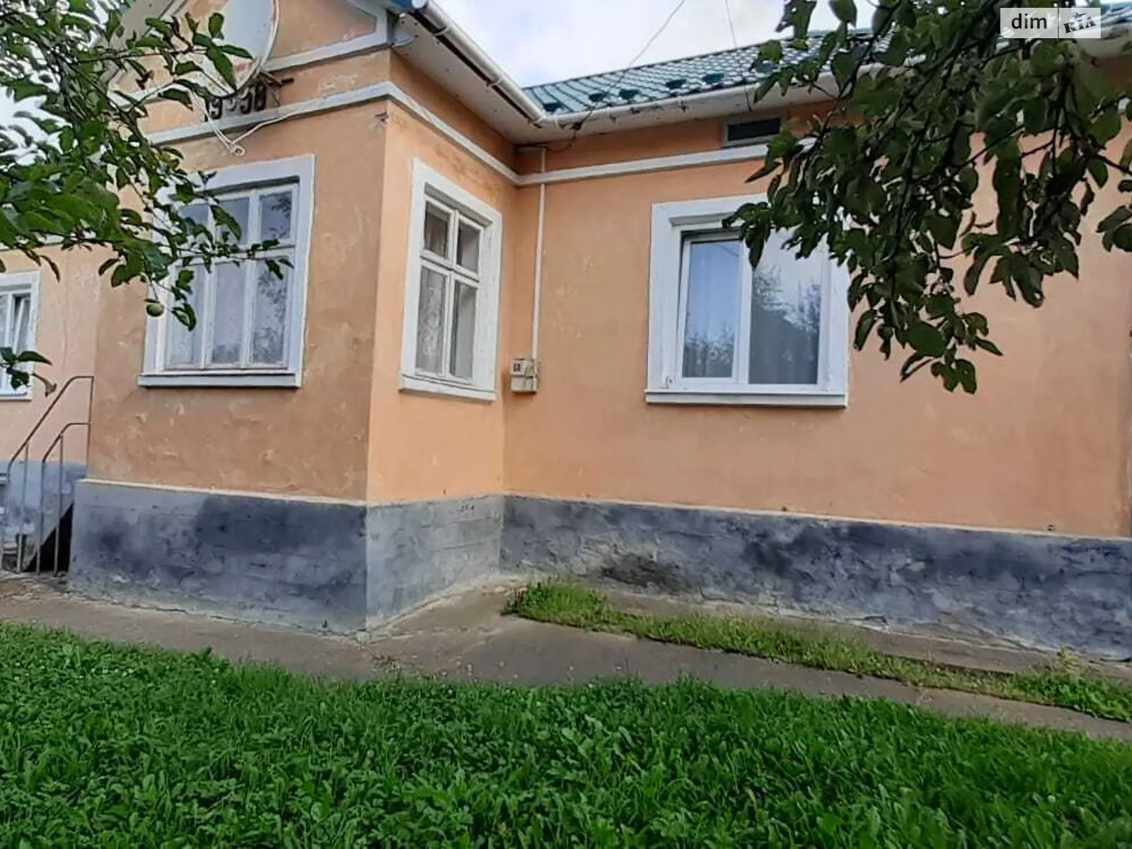 Продається одноповерховий будинок 100 кв. м з каміном, цена: 25000 $