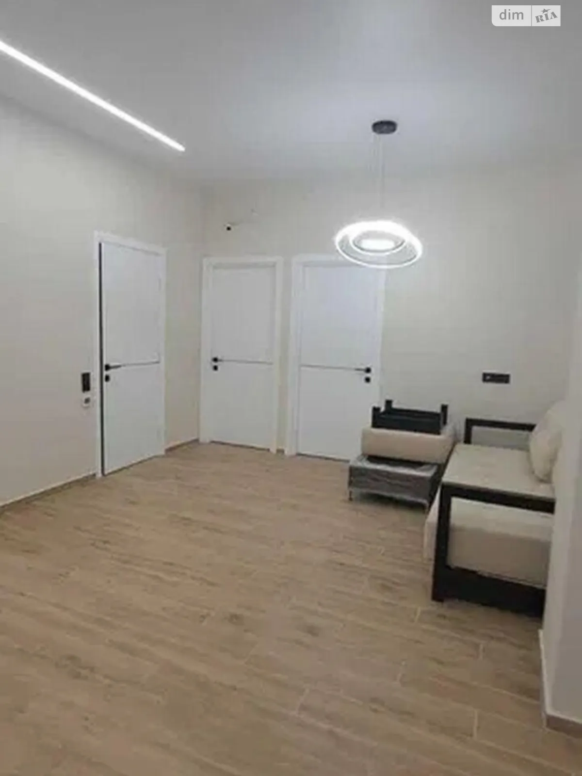 Продается 3-комнатная квартира 55 кв. м в Днепре, цена: 84000 $