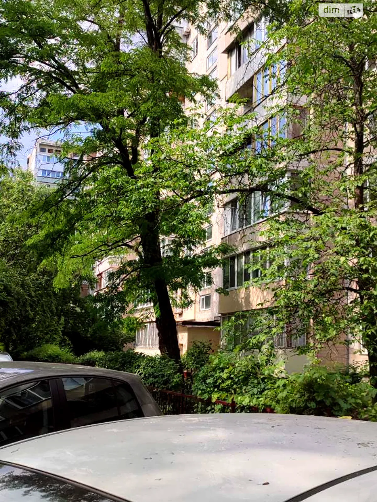 Продается 3-комнатная квартира 60 кв. м в Киеве, ул. Соломенская, 10 - фото 1
