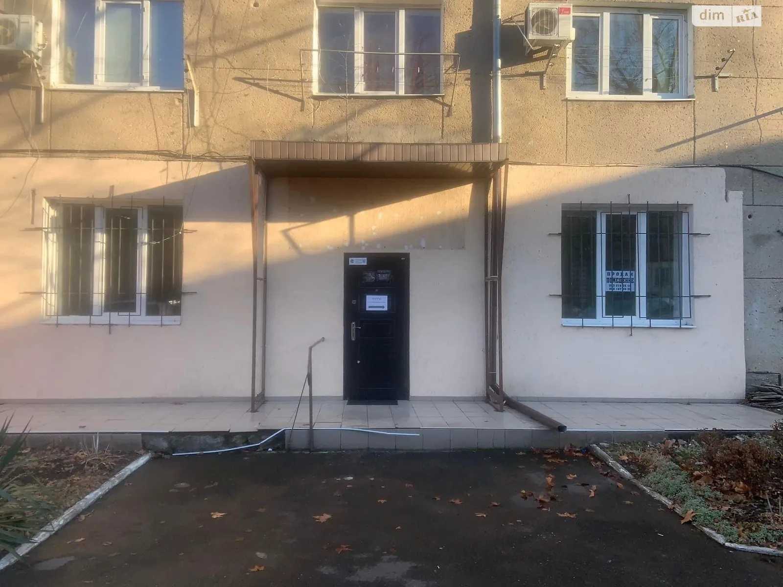 Продается офис 48 кв. м в бизнес-центре, цена: 39500 $