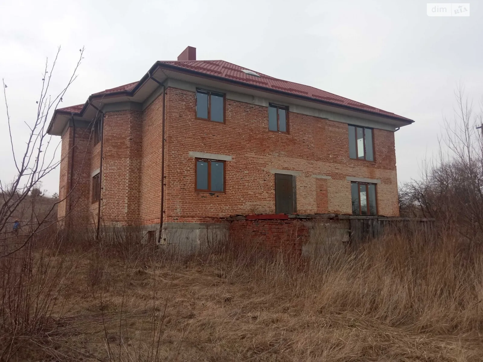 Продається будинок 2 поверховий 280 кв. м з каміном, цена: 55000 $